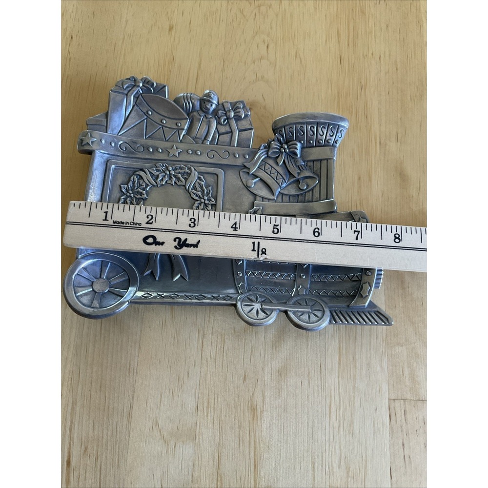 Vintage Home For The Holidays Christmas TRAIN Aluminum Candy Dish 1997 - Picture 6 of 7